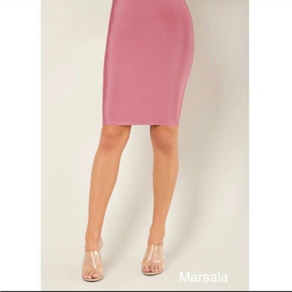WOW Couture Pink Bandage Pencil Skirt - Size Small - Picture 2 of 16